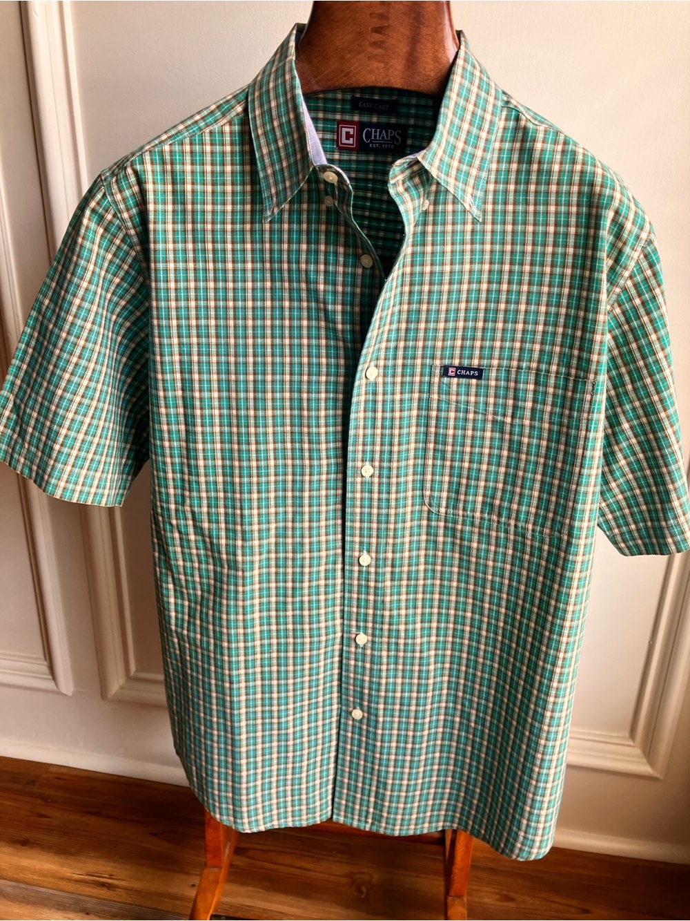 Chaps Men’s Large Green Plaid Short Sleeve Button Down Shirt Easy Care